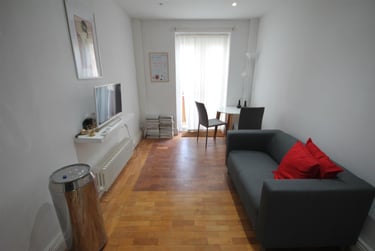 1 bed flat, A2 Westgate Road, Newcastle Upon Tyne, Newcastle, NE46AL - Image 2